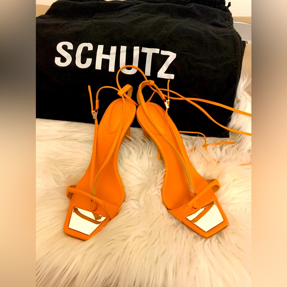 SCHUTZ Woman Heel’s Size-6.5